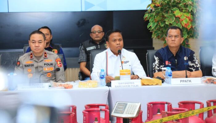 Polri Ungkap 330 Tersangka Penyalahgunaan BBM dan LPG Subsidi dalam 13 Hari