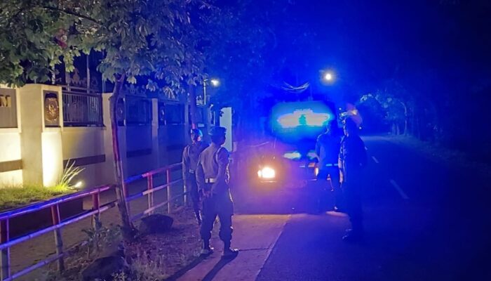 Waspada Kejahatan Malam, Polsek Gerung Intensifkan Patroli KRYD di Titik Rawan Perkantoran dan Perbankan