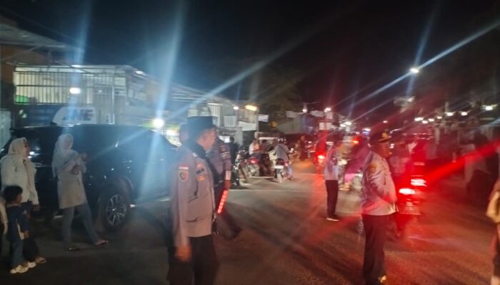 Polres Bima Kota Kawal dan Amankan Pelepasan Jamaah Haji Kecamatan Sape