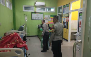 LakaLantas Ganda, Satu Orang Meninggal Dunia Polsek Bolo Lakukan Evakuasi Korban