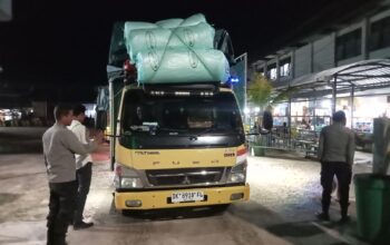 Polsubsektor KP3 Laut Sape Amankan Keberangkatan KMP Cakalang Menuju Labuan Bajo