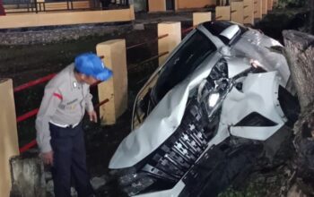 Kecelakaan Malam Hari di Depan Mako Polsek Hu’u, Polisi Lakukan Penanganan Cepat