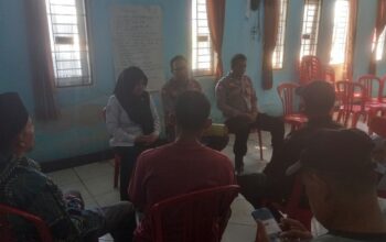 Polres Lombok Barat Edukasi Warga Lawan Hoaks