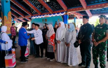 Tangis Haru Iringi Pelepasan 387 Jamaah Haji Lombok Barat