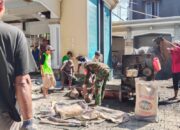 Menjelang Idul Adha, Babinsa Hadir Bantu Pembangunan Masjid