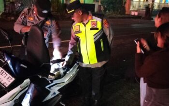 Polsek Jereweh Gelar KRYD, Antisipasi Kejahatan 3C dan Gangguan Kamtibmas