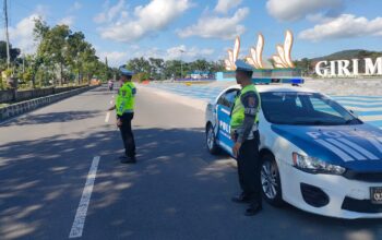 Satlantas Polres Lombok Barat Jaga Ketat Jalan Soekarno Hatta Gerung, Antisipasi Balap Liar dan Kriminalitas Sore Hari