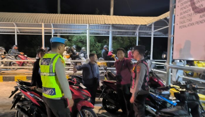 Polsek Kawasan Pelabuhan Laut Tano Intensifkan Patroli Dialogis, Imbau Pengguna Jasa Waspada Cuaca dan Keamanan