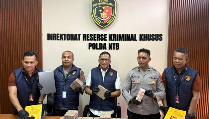 Selamatkan Uang Negara 2,8 Miliar, Polda NTB Limpahkan Tersangka dan Barang Bukti Kasus Korupsi Pengadaan Mebel SMK ke Kejaksaan