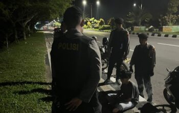 Cegah Kejahatan 3C Malam Hari, Tim Patroli Perintis Presisi Sisir Jalur Bypass Gerung Hingga Dini Hari