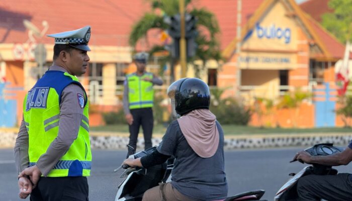 Satlantas Polres Bima Kota Laksanakan Rawan Pagi dan Strong Point di Titik Rawan Kemacetan