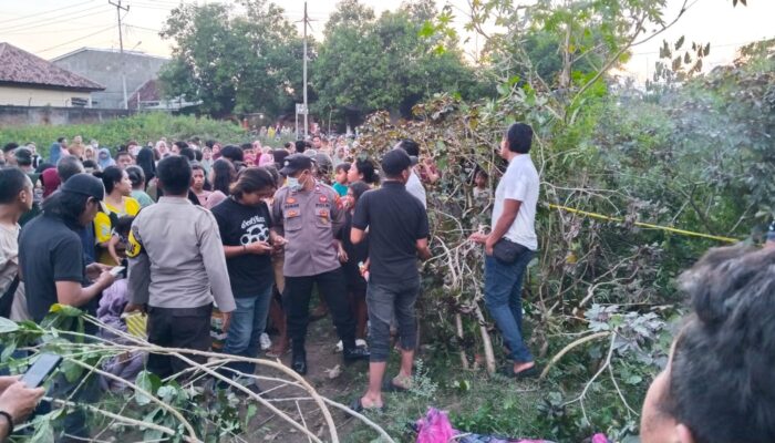 Sesosok Mayat Ditemukan di Halaman Kosong Depan Sekolah, Polres Bima Kota Lakukan Evakuasi dan Olah TKP