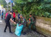 TNI dan Warga Pemenang Bersihkan Jalur Bangsal Bersama