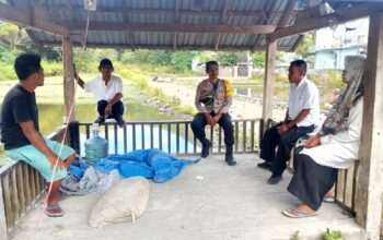 BHABINKAMTIBMAS DESA KAREKE AJAK WARGA DUKUNG KETAHANAN PANGAN DAN JAGA KAMTIBMAS