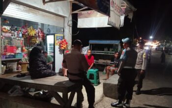 Memangkas Biang Keresahan Masyarakat, Polsek Bolo Gelar Operasi Miras dan Puluhan Botol Miras Disita