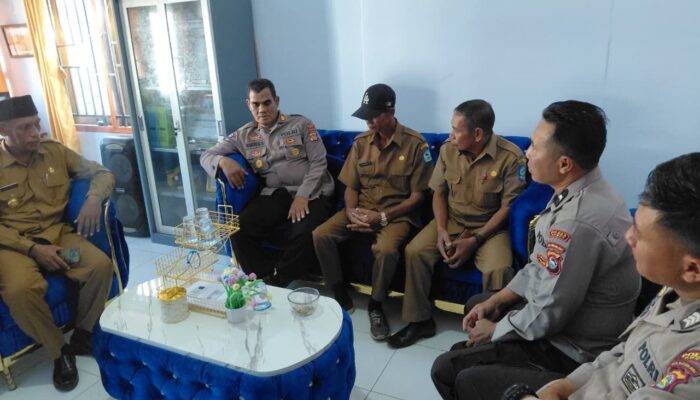 SAT BINMAS POLRES DOMPU LAKSANAKAN TATAP MUKA DAN SILATURAHMI DENGAN PEMERINTAH KELURAHAN DOROTANGGA