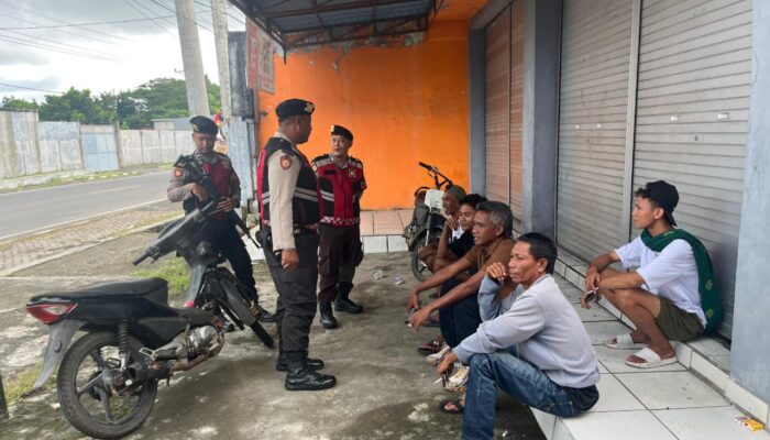 UNIT PATMOR SAT SAMAPTA POLRES DOMPU GELAR PATROLI KRYD CIPTA KONDISI DI WILAYAH HUKUM POLRES DOMPU