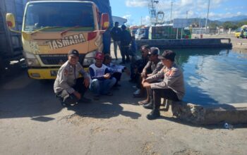 Personel Polsek Kawasan Pelabuhan Laut Bima Intensifkan Patroli Rutin di Area Pelabuhan