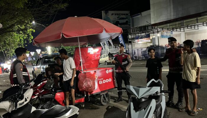 Personel Sat Samapta Polres Bima Kota Intensifkan Patroli Malam Antisipasi Kriminalitas
