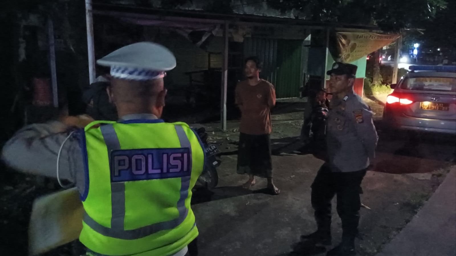 Polsek Kediri Gelar Patroli Malam di Lelede