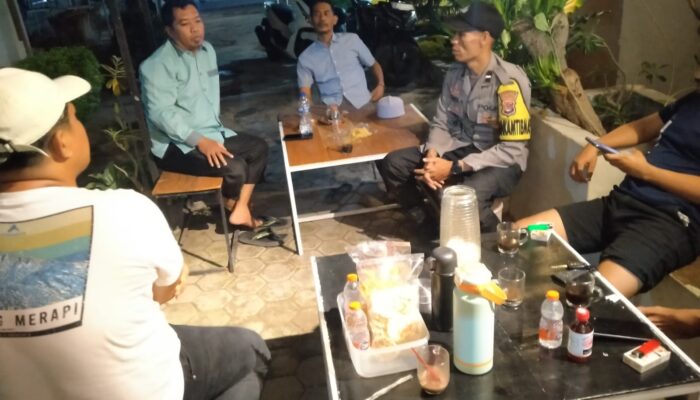 Bhabinkamtibmas Desa Kerumut Intensifkan Sambang Desa dan Silaturahmi dengan Tokoh Masyarakat