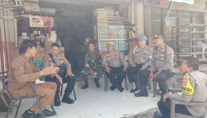 Kapolsek Praya Barat Perkuat Sinergi Kamtibmas Melalui Silaturahmi dengan Kepala Desa Bonder