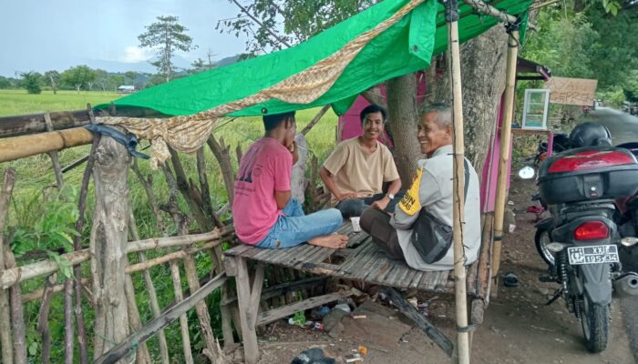 MELALUI SAMBANG, BHABINKAMTIBMAS DESA LUNE DUKUNG KETAHANAN PANGAN
