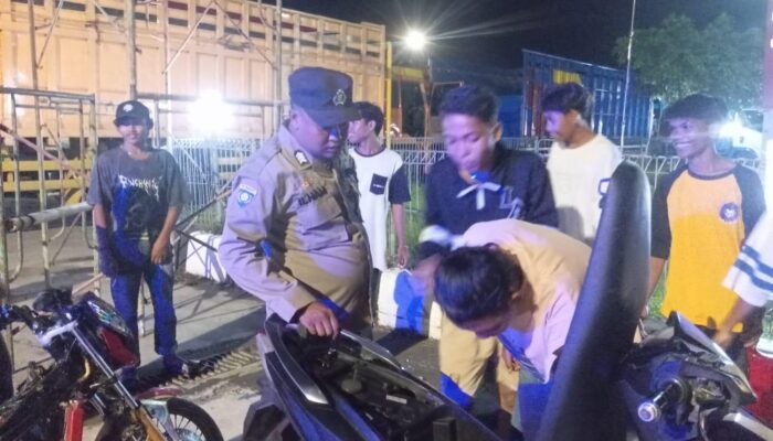 Antisipasi Kerawanan Kamtibmas diwilayah hukumnya, Polsek Bolo Gencarkan Patroli Malam Hari