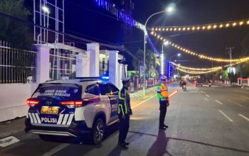 Satlantas Polres Bima Kota Gelar Blue Light Patrol, Tertibkan Pengendara dan Cegah Laka Lantas