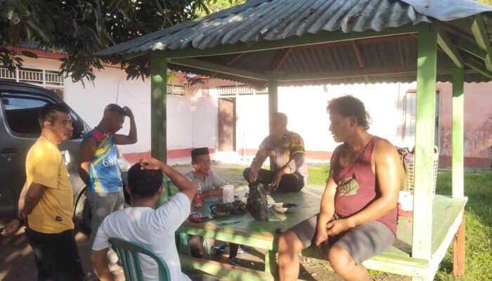 BHABINKAMTIBMAS DESA KEMPO AJAK WARGA AKTIFKAN POSKAMLING, PERKUAT KEAMANAN LINGKUNGAN