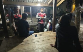 Jaga Kondusivitas Wilayah, Polisi Sampaikan Pesan Kamtibmas kepada Warga Sekongkang Bawah