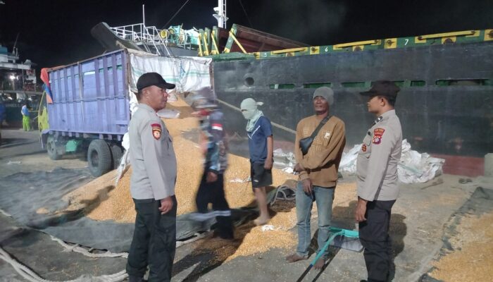 Patroli Blue Light Cipkon Polsek Kawasan Pelabuhan Laut Bima, Wujudkan Situasi Aman dan Kondusif