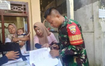 Babinsa Cakra Selatan Dampingi Posyandu, Jaga Generasi Sehat