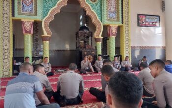 BINROHTAL POLRES DOMPU, BENTUK PERSONEL BERAKHLAK, HUMANIS DAN DEKAT DENGAN ALLAH SWT