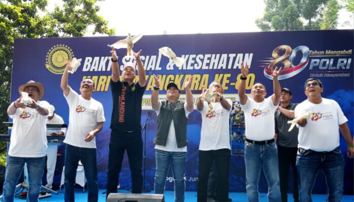 Sambut Hari Bhayangkara ke-80, Wakapolri dan Akpol ’90 Dhira Brata Gelar Bakti Sosial dan Kesehatan di Bogor