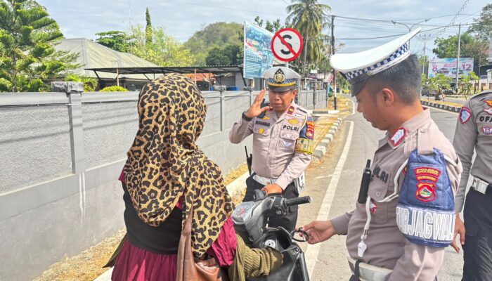 Tingkatkan Kamseltibcarlantas, Sat Lantas Polres Bima Kota Gelar Razia Kendaraan
