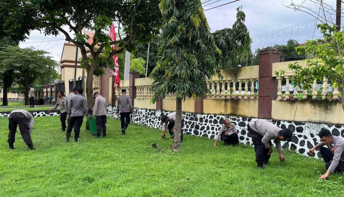 Sambut HUT Bhayangkara ke-80, Polres Bima Kota Laksanakan Kurve Giat Indonesia Asri