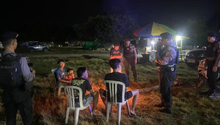 AKTIF JAGA KEAMANAN MALAM HARI, UNIT PATMOR POLRES DOMPU LAKSANAKAN PATROLI HUMANIS