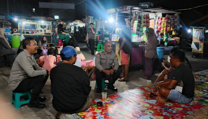 INTENSIFKAN HIMBAUAN KAMTIBMAS DAN PENCEGAHAN KENAKALAN REMAJA OLEH SAT BINMAS PADA MALAM MINGGU