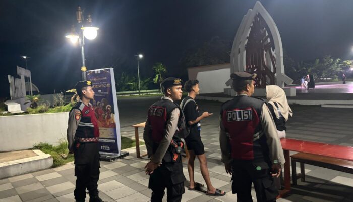 Patroli Malam Polda NTB Sasar Jalur Udayana, Cegah Kejahatan dan Kenalkan Layanan Call Center 110