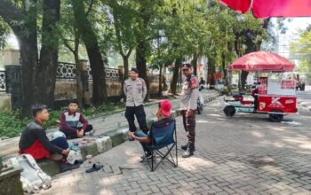 Polsek Praya Intensifkan Patroli Antisipasi 3C dan Gangguan Kamtibmas di Kawasan Masjid Agung