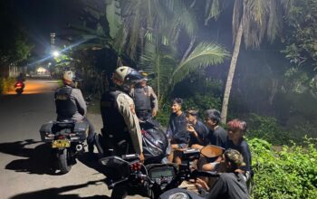 Jaga Kamtibmas, Personel Polres Lombok Barat Patroli Dialogis Jelang Subuh