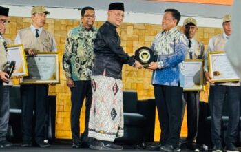 Dukung Sukses Penyelenggaraan Haji 2026, Polri Terima Penghargaan dari Kementerian Haji dan Umrah RI