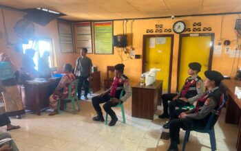 Patroli KRYD, Unit Patmor Satsamapta Polres Bima Kabupaten Bantu Angkat Penyaluran Pupuk Bersubsidi Bagi Masyarakat Desa Tente