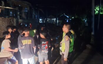 Polsek Seteluk Gencarkan Patroli Dialogis, Edukasi Warga Tentang Karhutla, TPPO hingga Bahaya Hoaks