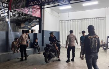 Patroli Malam Polres Dompu Intensifkan Harkamtibmas, Personel Sampaikan Imbauan Humanis kepada Masyarakat