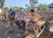 Bhabinkamtibmas Desa Nanga Tumpu Ajak Warga Hindari Main Hakim Sendiri