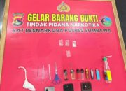 Gerebek Rumah di Lempeh, Sat Resnarkoba Polres Sumbawa Tangkap Tiga Pria Beserta 1,30 Gram Sabu