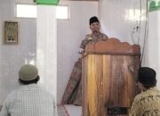 Kapolsek Rhee Jadi Khatib Jumat Keliling di Desa Sampe, Kenalkan Diri Sekaligus Ajak Warga Jaga Kamtibmas Jelang Pilkades