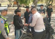 Operasi Kendaraan, Satlantas Polres Bima Kabupaten, Amankan Dua Pemotor Yang Membawa Narkoba dan Puluhan Senjata Tajam Jenis Panah